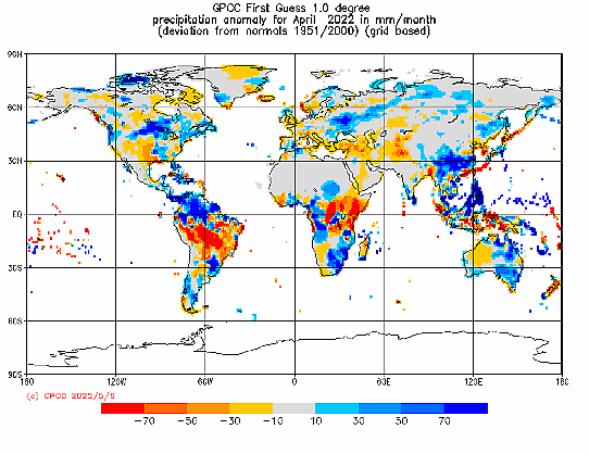 Bilden visar en världskarta med nederbördens avvikelse från det normala i april 2022.