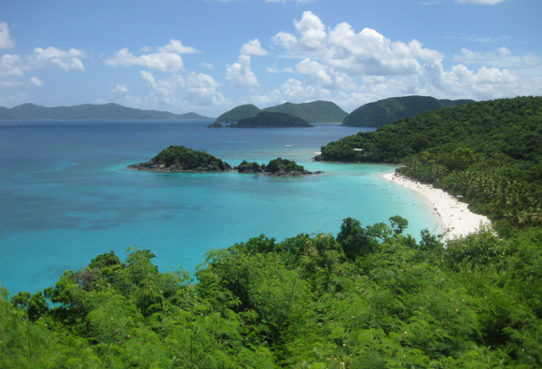 Amerikanska Jungfruöarna hör till Små Antillerna.