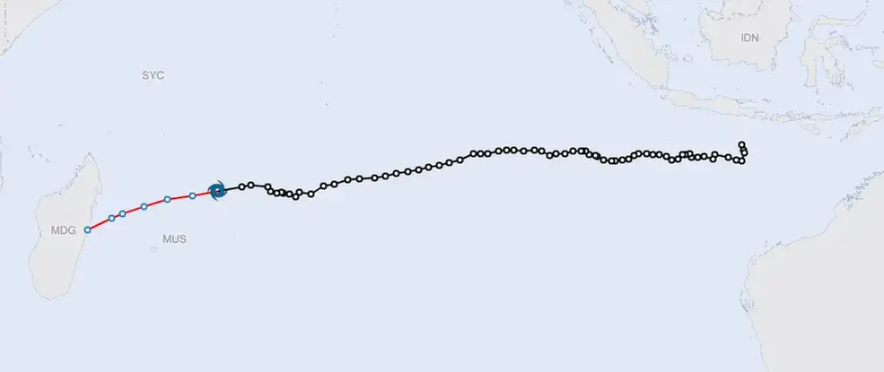 Karta över Indiska oceanen som visar banan för den tropiska cyklonen Grant i slutet av december 2025.
