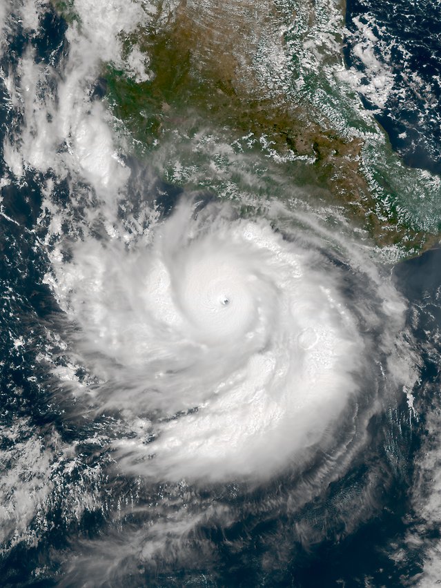 Satellitbild över den tropiska orkanen Polo utanför Mexikos kust den 22 september 2026. Polo var vid tillfället en kategori 5-orkan. Källa: Wikipedia.