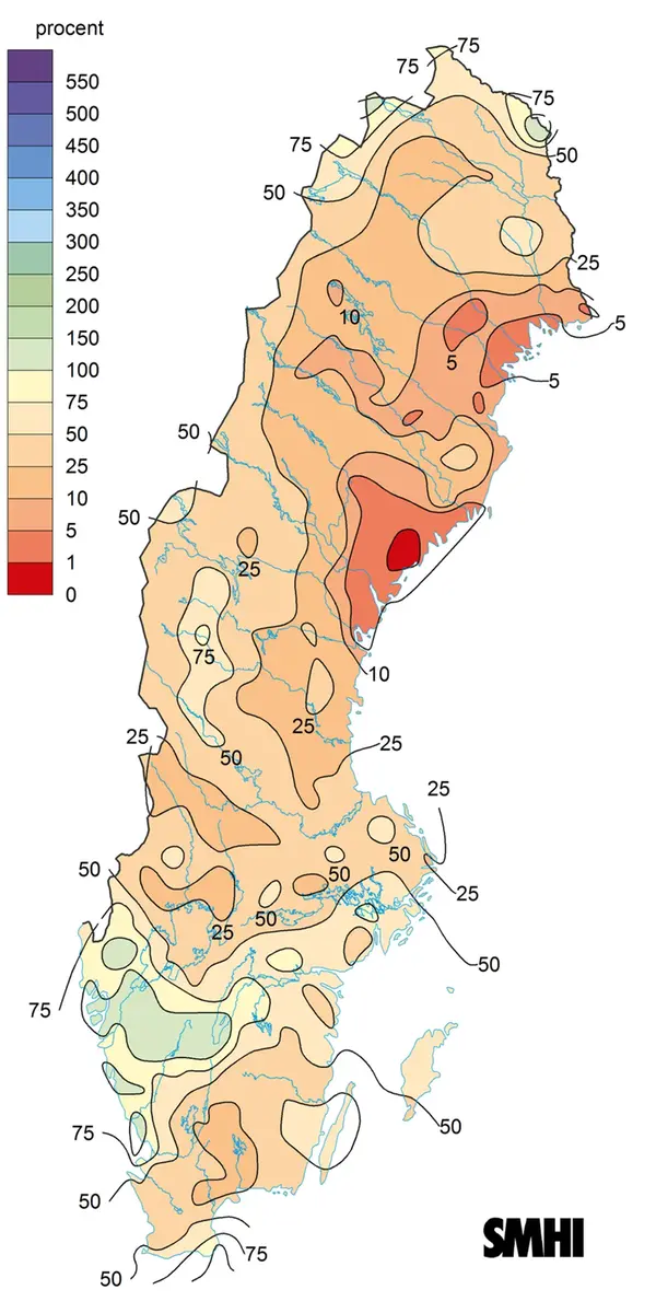 Sverigekarta som visar nederbördens avvikelse från det normala under maj 2024
