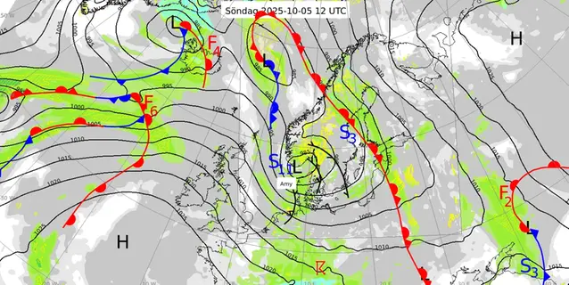 Karta över Europa och Nordatlanten med en analys av väderläget klockan 14 den 5 oktober 2025.