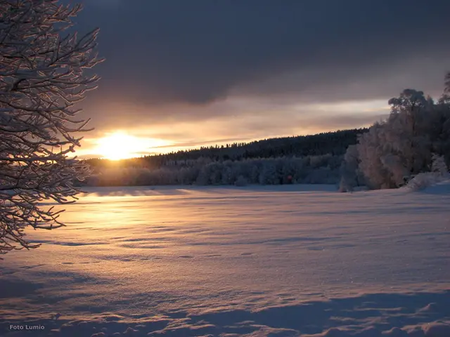 Bild som visar exempel på varierande molnighet.