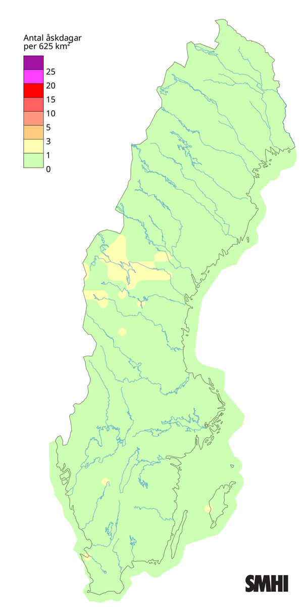 Antal åskdagar under oktober 2025.