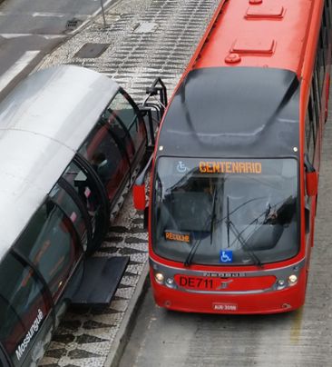 Bus Rapid Transit network in Curitiba, Brasilien. 