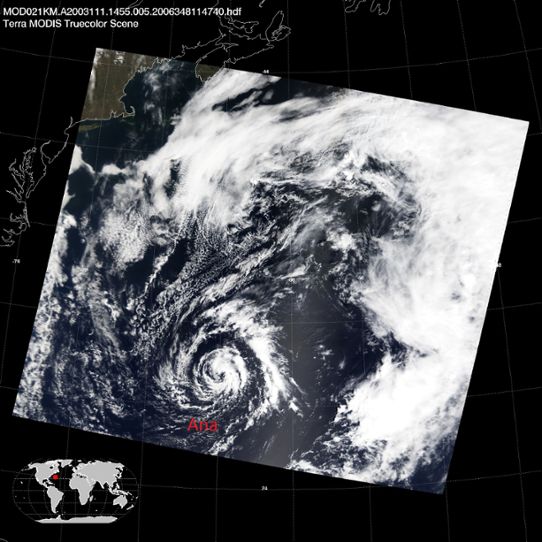 Satellitbild över den tropiska stormen Ana den 21 april 2003