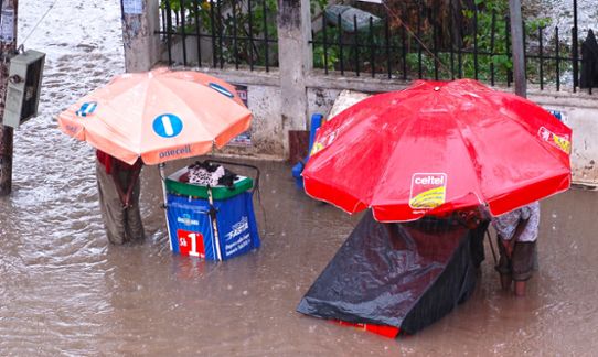 Försäljare som överraskats av översvämning, Afrika