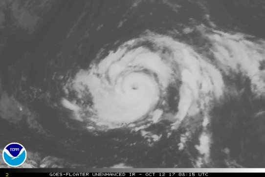 Satellitbild över den tropiska orkanen Ophelia den 12 oktober