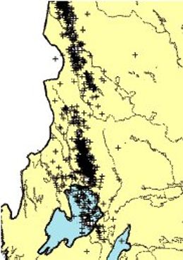 Karta över blixtar kl 21-22 den 4 visar att ovädrets centrum låg över Molkom-Hagfors. Tidigare under