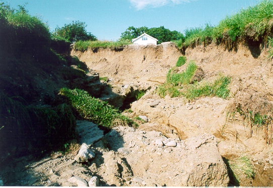 Skador efter regnet på Orust 2002