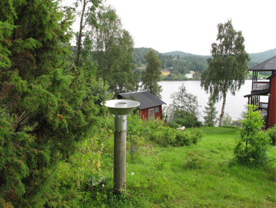 Bilden visar ett foto av nederbördsstationen i Valsjöbyn