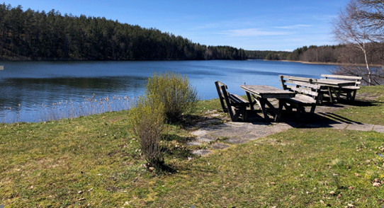 Utsikt över sjön Ommen vid rastplatsen i Tindered i norra Småland den 19 april..