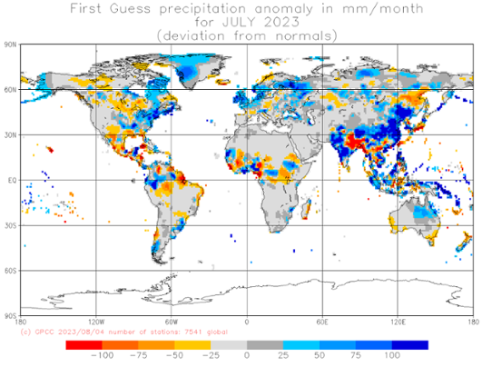 Bilden visar en världskarta med nederbördens avvikelse från det normala i juli 2023.