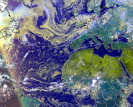 Satellitbild från den 23 juli 2023 med den tropiska cyklonen Don på västra Atlanten.