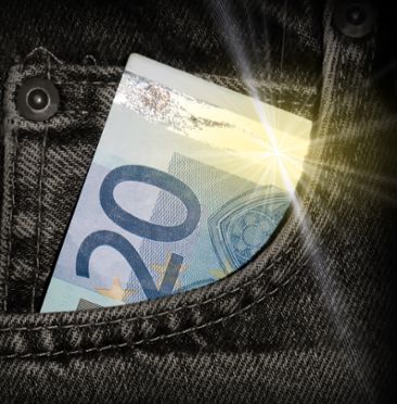 Eurosedel i en ficka