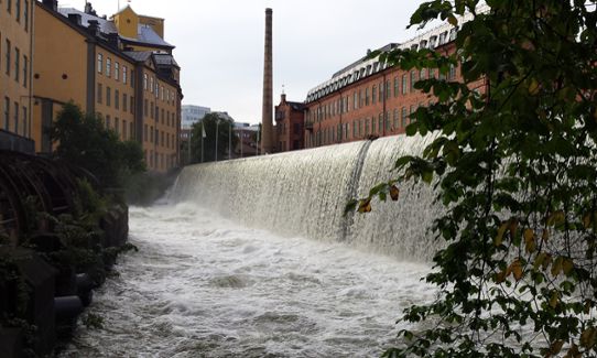 Mycket vatten i fallen, industrilandskapet Norrköping